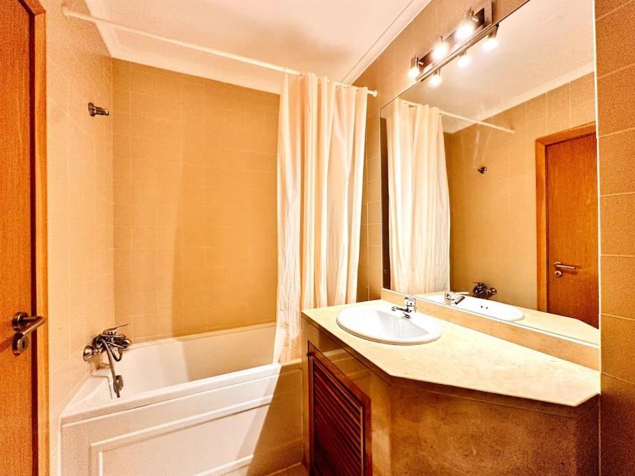 Sweety Bela Vista Apartment Lisboa Kültér fotó